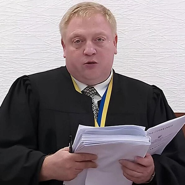 Семья одесского судьи Олега Непорады обзавелась автопарком всего за год