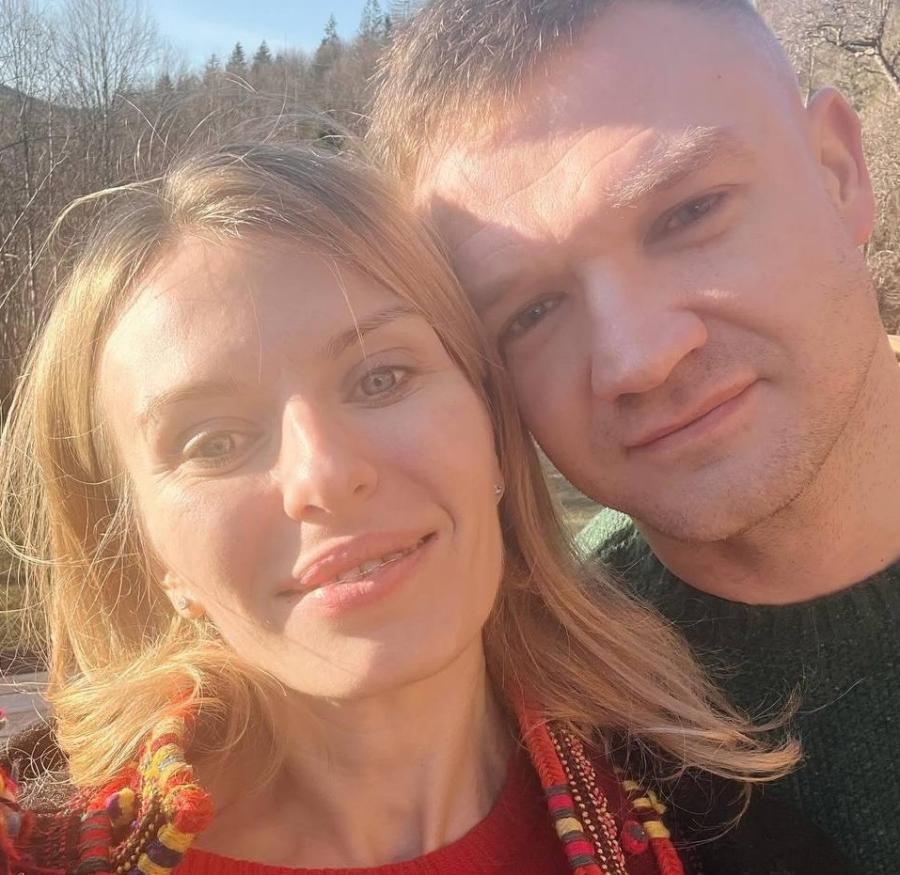 Муж депутата Леси Василенко зарабатывает на войне