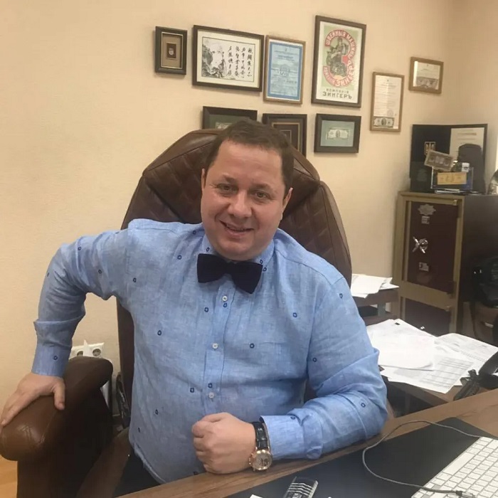 Волонтер Митрохин мог вывести за границу 70 млн