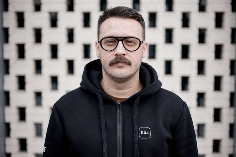 Did Mstyslav Banik benefit from Lexus while working at the Ministry of Digital Transformation