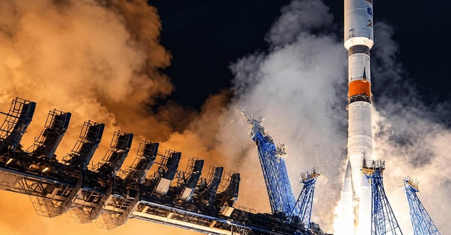Супутники російської мережі "Рассвет" втрачають орбіту: що це означає для військових планів