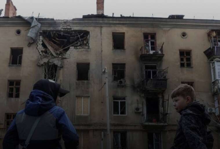 Екс-розвідник Польщі попереджає про ризик масової міграції українців через атаки на енергетику