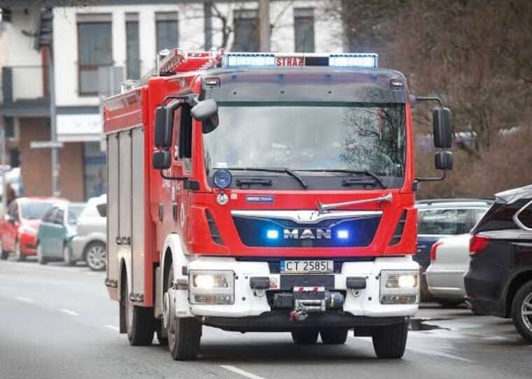 Під Сеймом у Варшаві розлили невідому речовину: поліція втрутилася в інцидент із шістьма особами