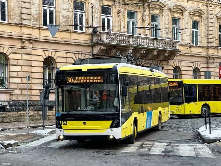 Садовий повідомив про розблокування частини коштів для львівського електротранспорту