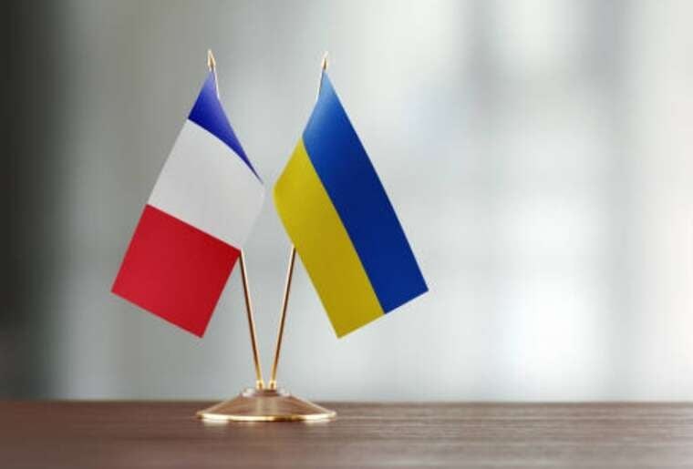 Колишні прем'єри Франції виступили на захист Зеленського після заяв Трампа