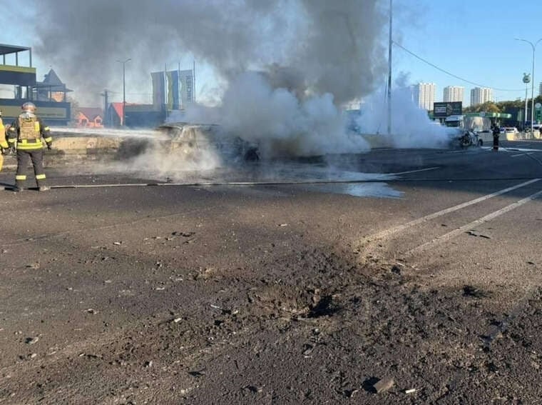 У Чабанах російський дрон атакував автомобілі на трасі: три загиблих