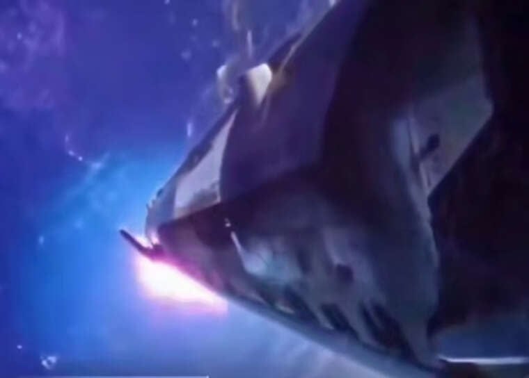 Starship SpaceX після приводнення в Тихому океані перекинувся та зайнявся