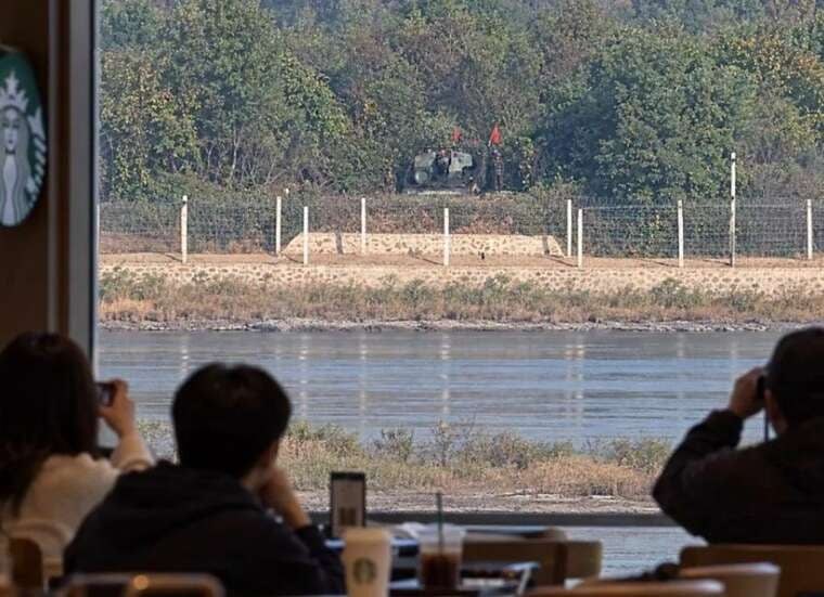 North Korean artillery positioned opposite Starbucks cafe in Gimpo