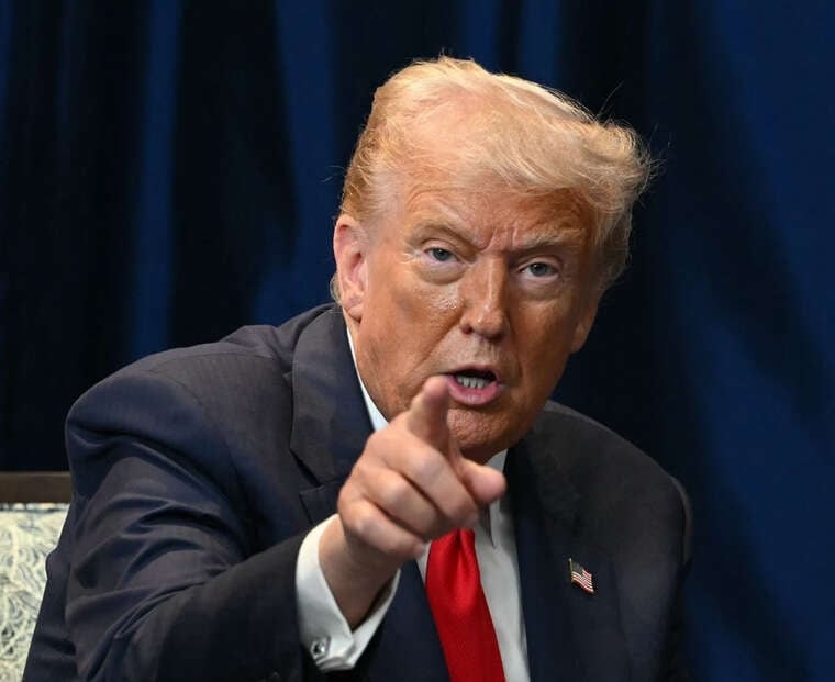 Трамп замислився над 200% митами проти РФ та України, але вважає цей метод неефективним