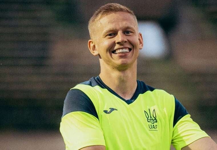 Zinchenko to return to Ajax training despite contract expiry