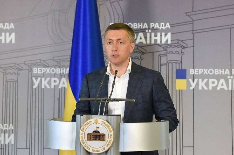 Солом’янський суд оштрафував водія Лабазюка на 3400 грн за мовчання у справі Найєма
