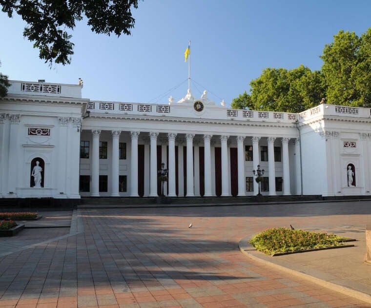 У Одеській міськраді виникла суперечка між військовими та обранцем