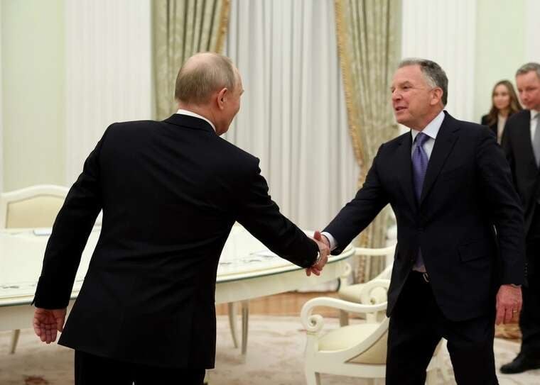 Three-hour Witkoff-Putin consultations conclude in St Petersburg