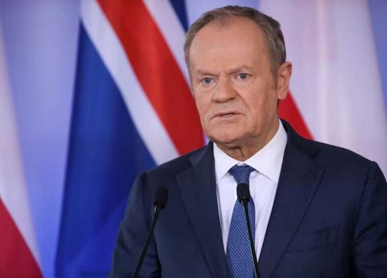 Туск запевнив Зеленського: ЄС не зніме санкції проти Росії
